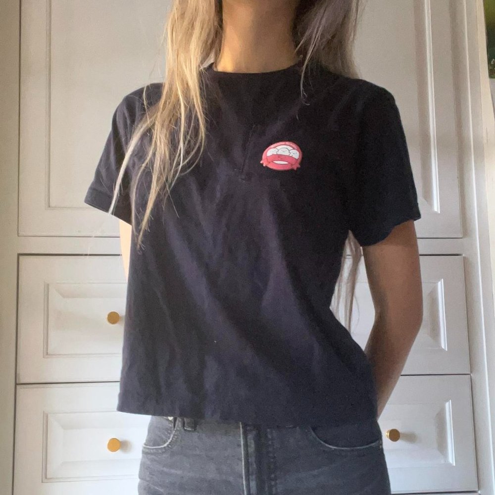 Uniqlo Summiko Gurashi Cute Graphic Tee Shirt